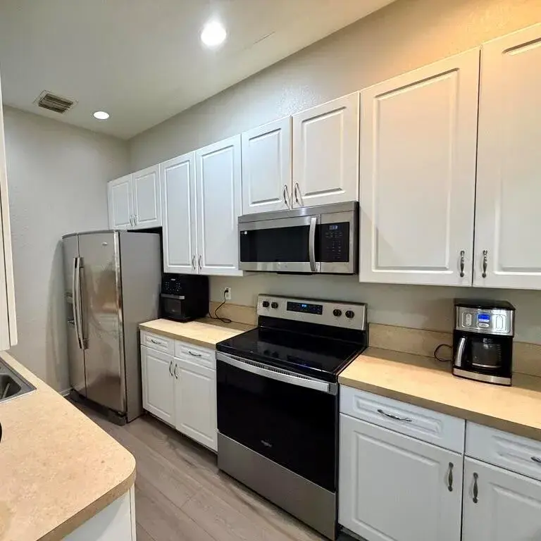 2403 NW 7th Street, Boynton Beach FL 33426