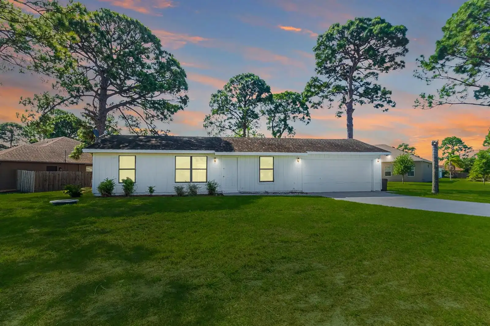 993 SW Cecil Lane, Port St. Lucie FL 34953