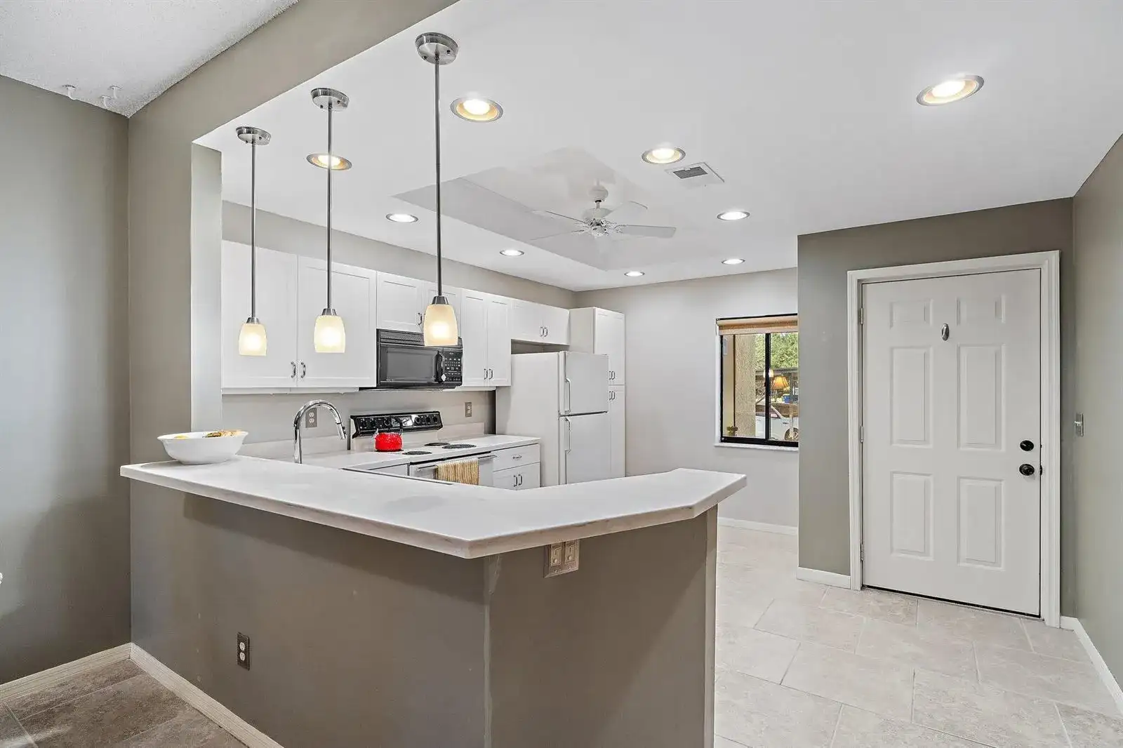6503 SE Williamsburg Drive # 104, Hobe Sound FL 33455 photo 2