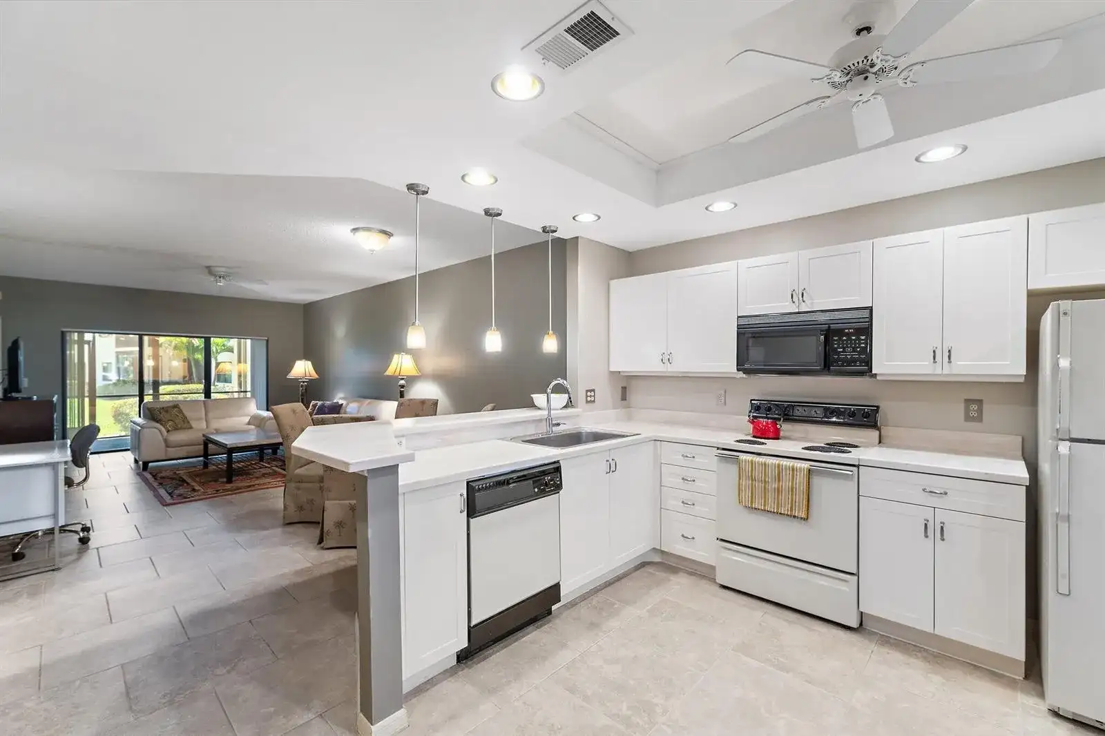 6503 SE Williamsburg Drive # 104, Hobe Sound FL 33455 photo 5