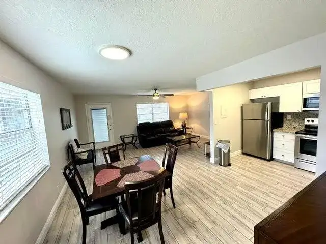 127 Flanders # C, Delray Beach FL 33484 photo 3