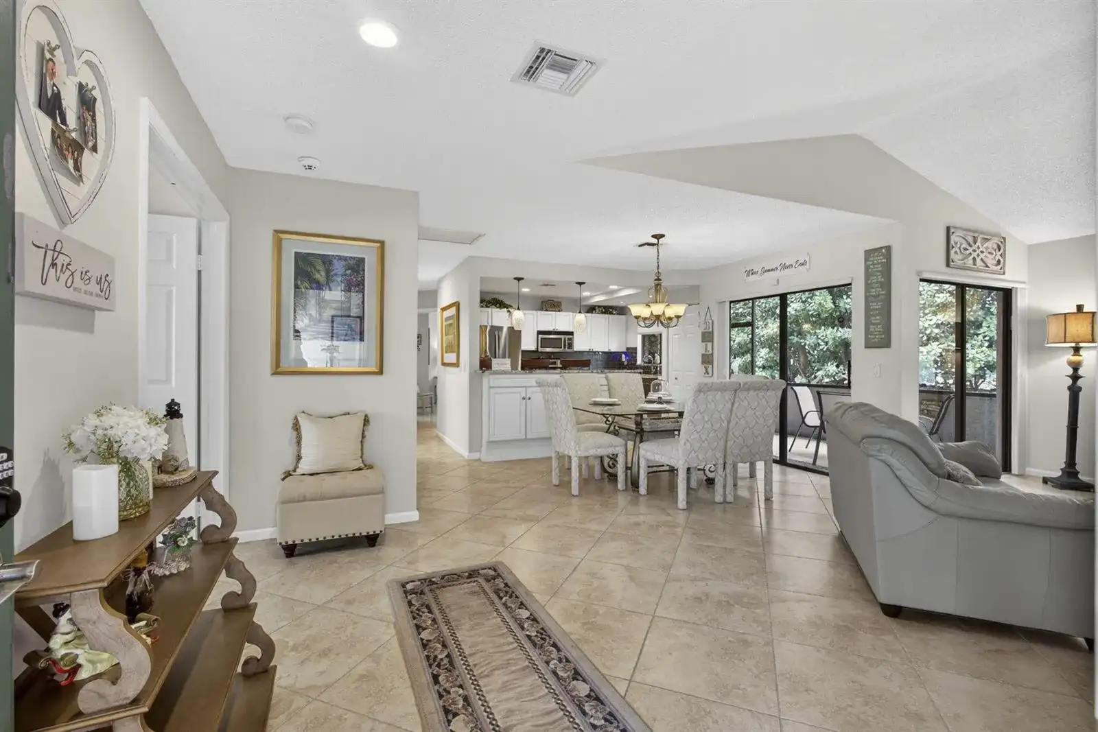 23 Lexington Lane W # B, Palm Beach Gardens FL 33418