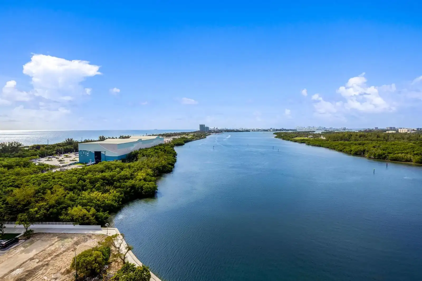 300 Bayview Drive # 1614, Sunny Isles Beach FL 33160 photo 4