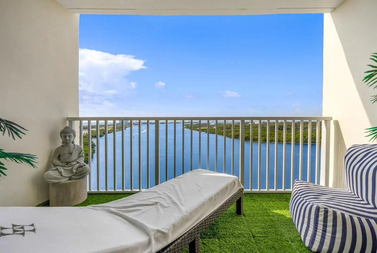 300 Bayview Drive # 1614, Sunny Isles Beach FL 33160 photo 5