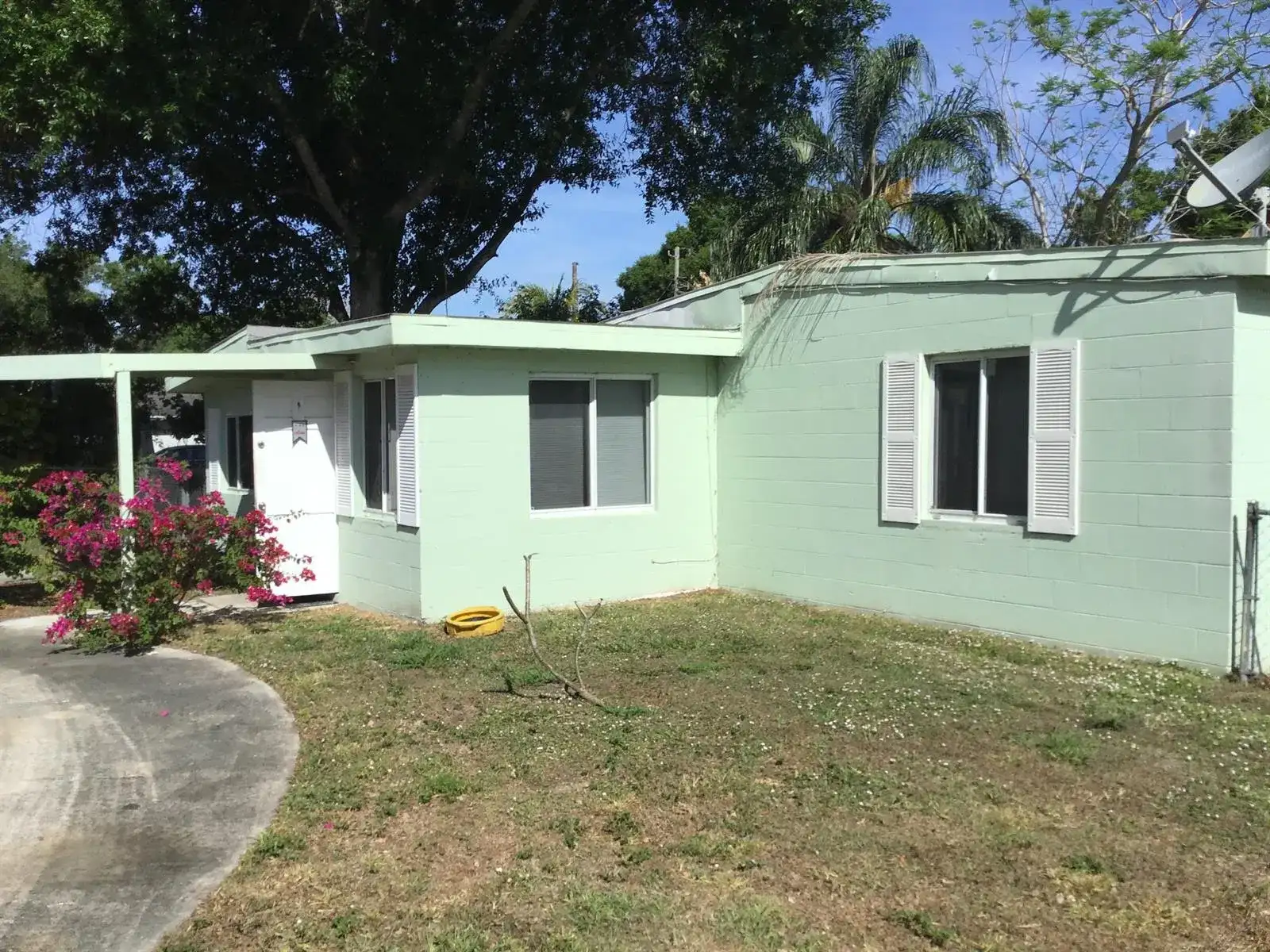 364 Johnston Street, Fort Pierce FL 34982 photo 2