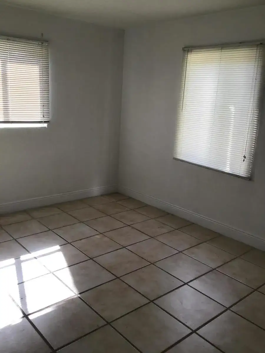 364 Johnston Street, Fort Pierce FL 34982 photo 3