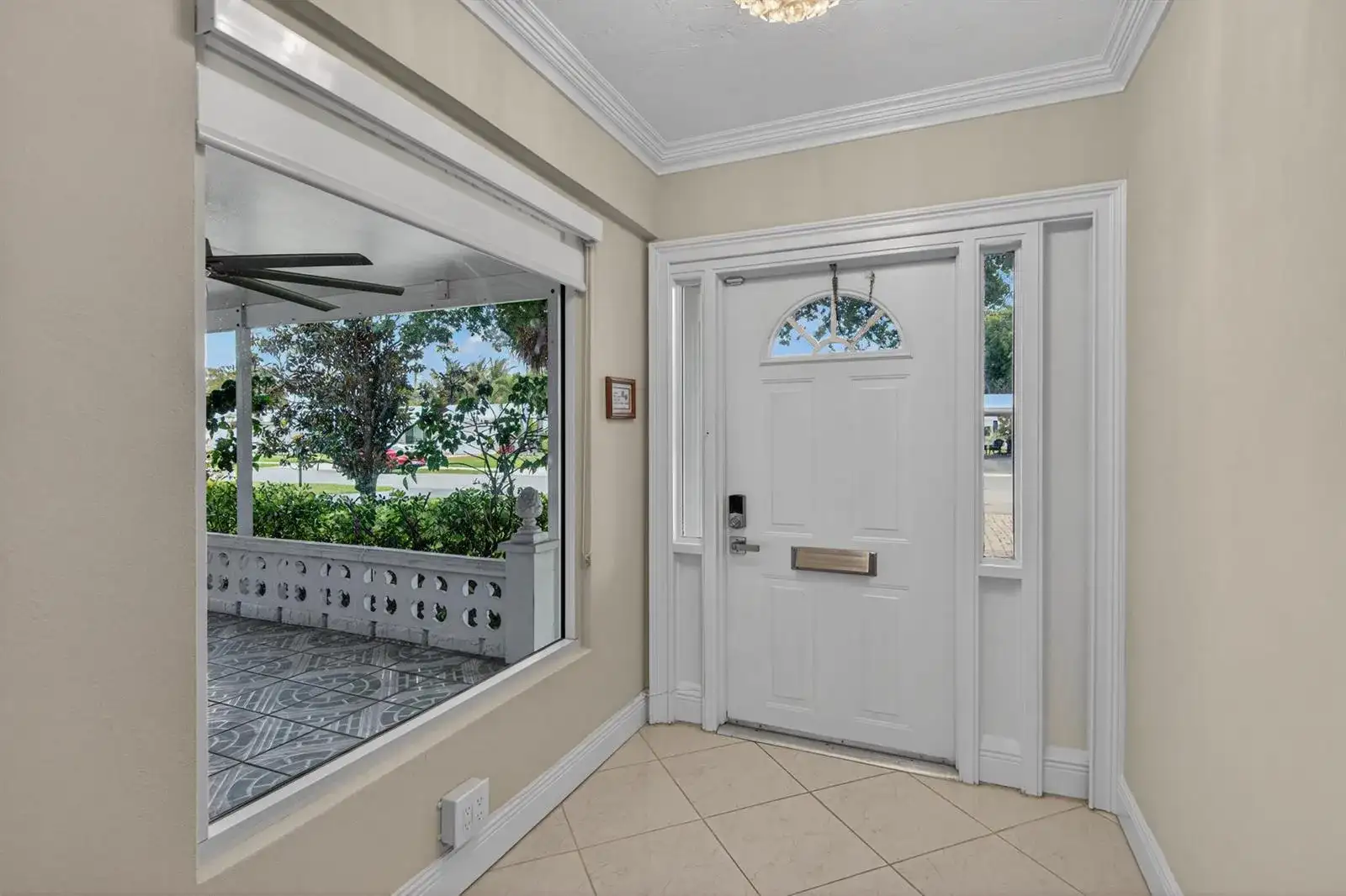 391 Leisure Boulevard, Pompano Beach FL 33064 photo 2