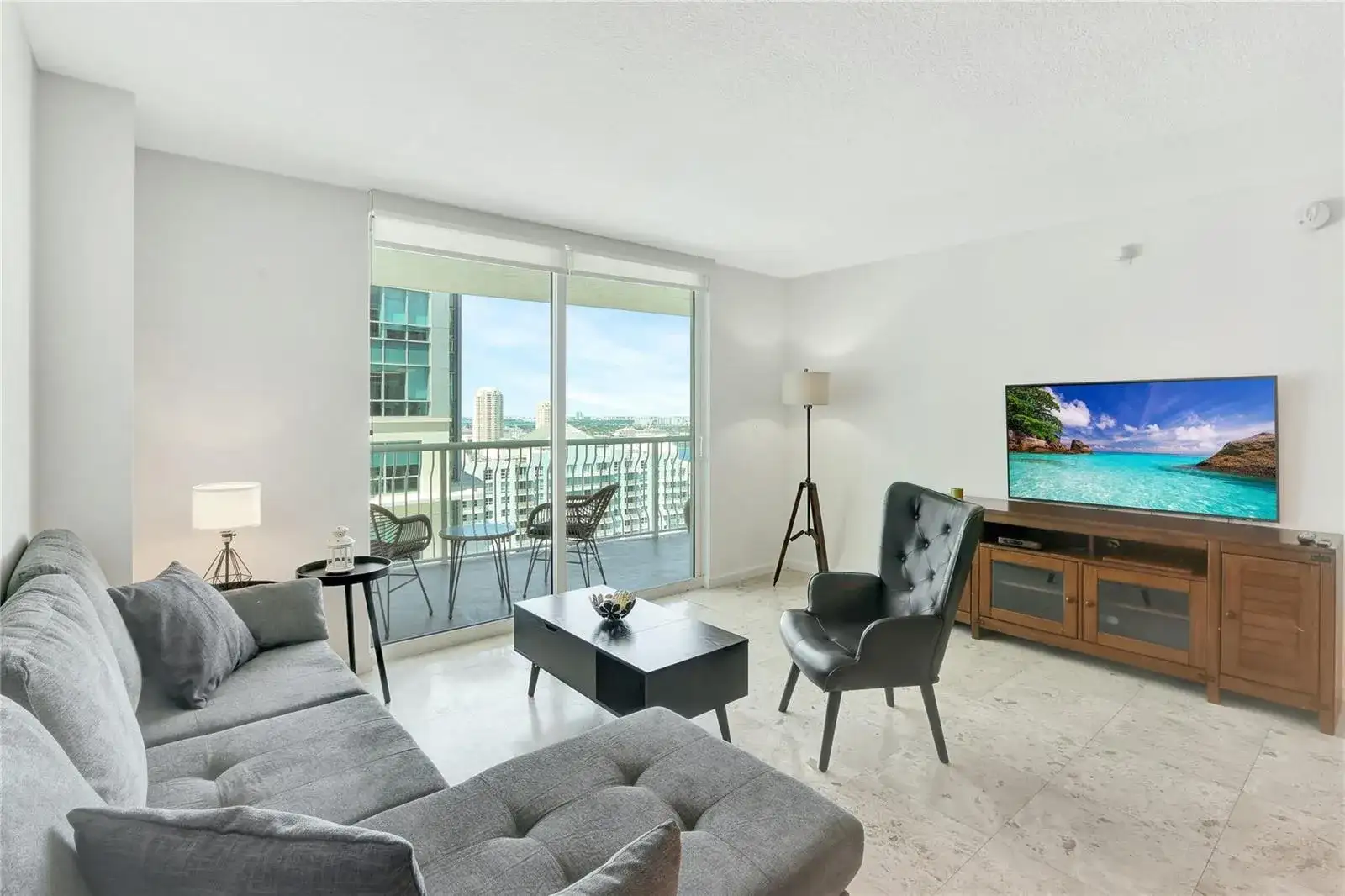 1200 Brickell Bay Drive # 3906, Miami FL 33131 photo 4