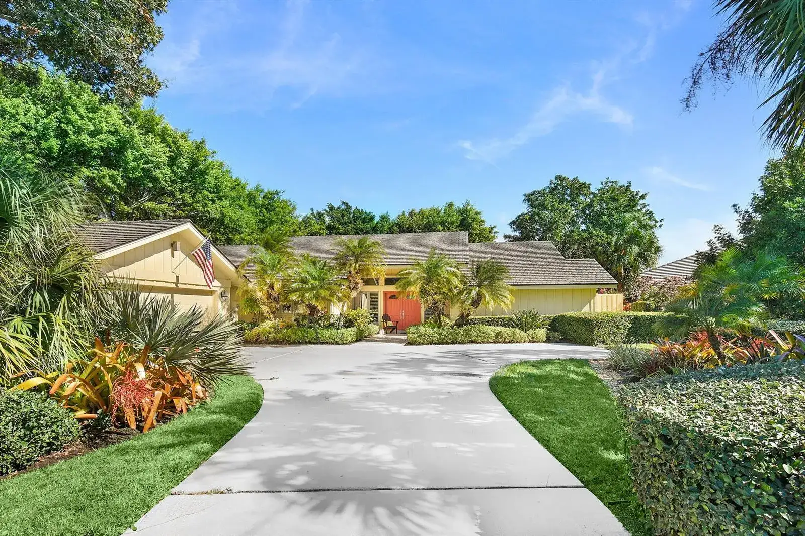 6111 SE Winged Foot Drive, Stuart FL 34997 photo 2