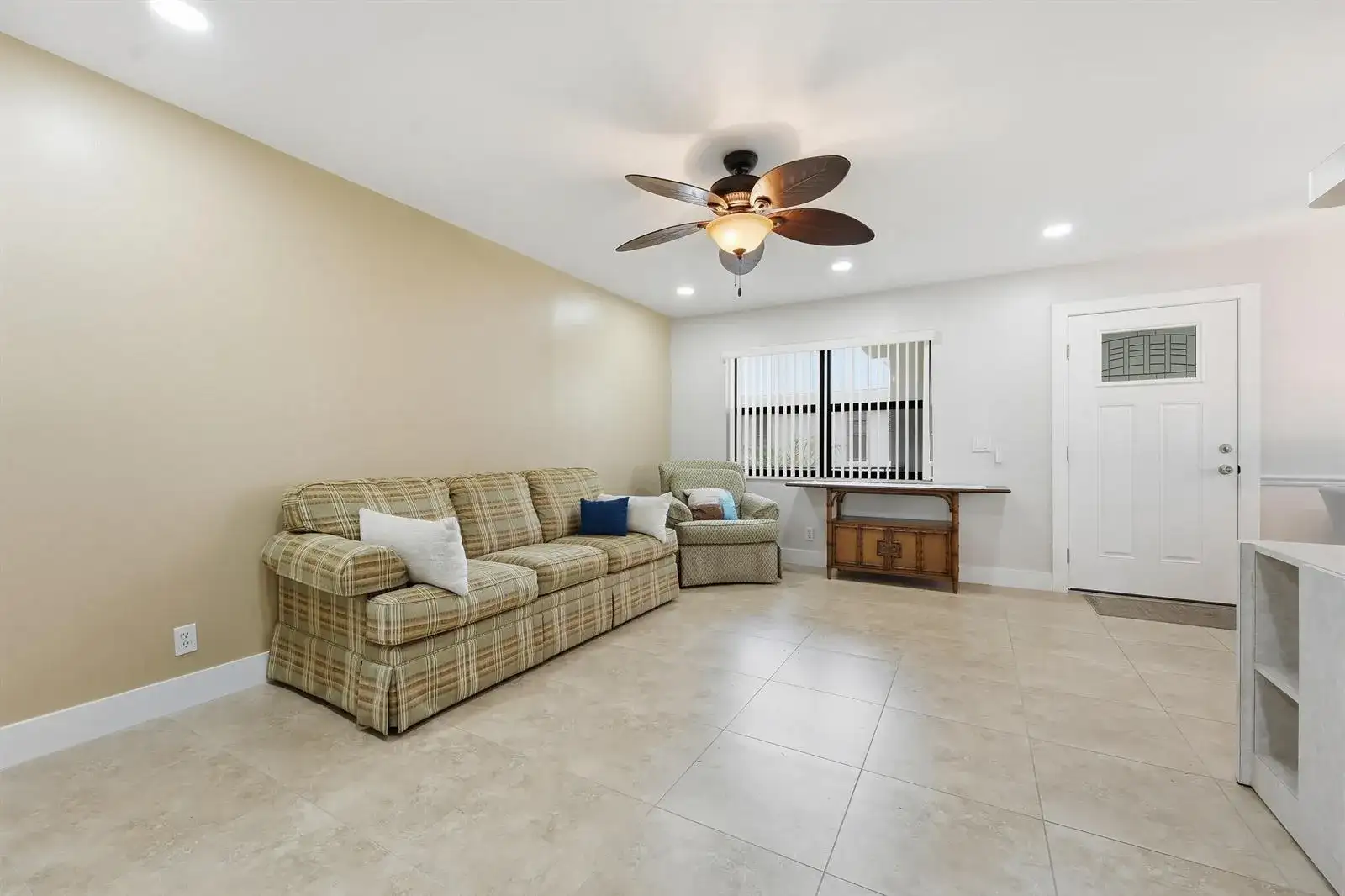 566 Piedmont L, Delray Beach FL 33484 photo 5