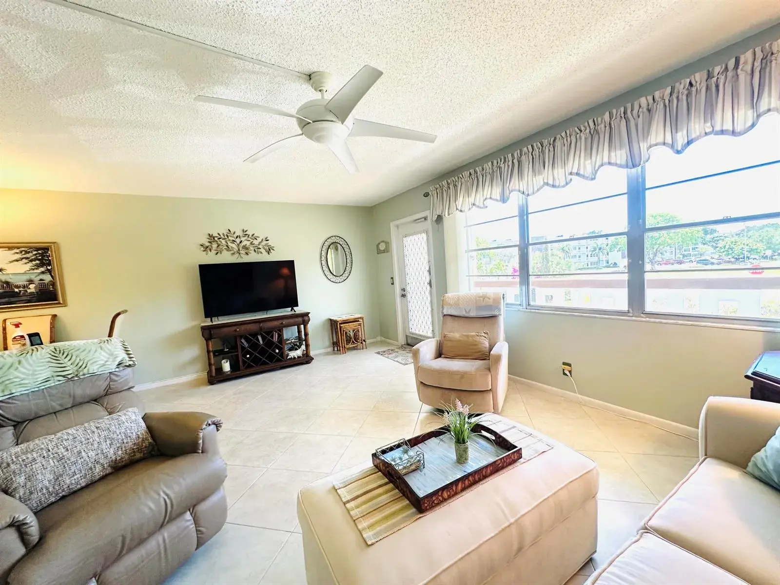 2132 Cambridge F, Deerfield Beach FL 33442