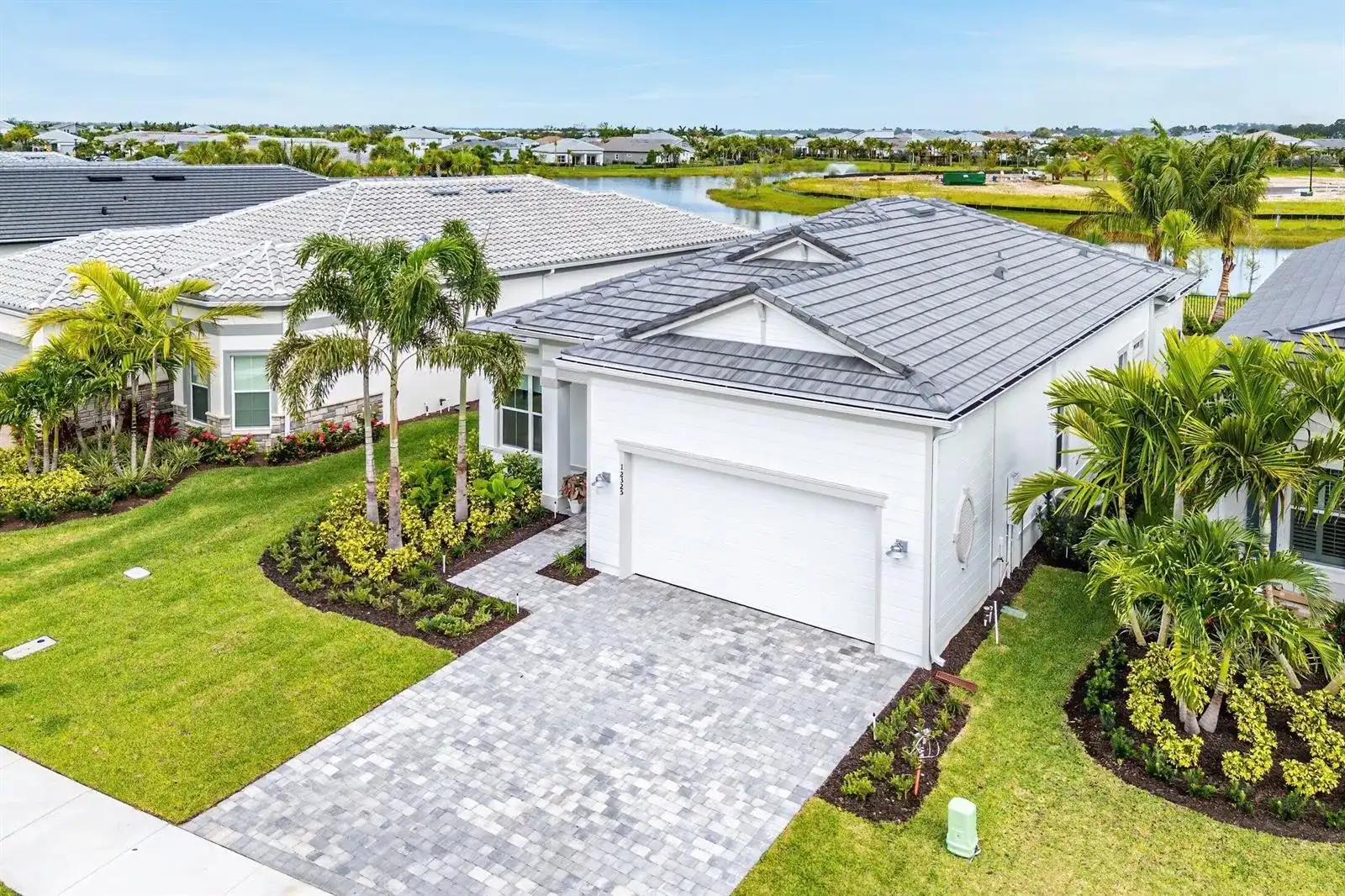 12325 Frontline Lane, Palm Beach Gardens FL 33412