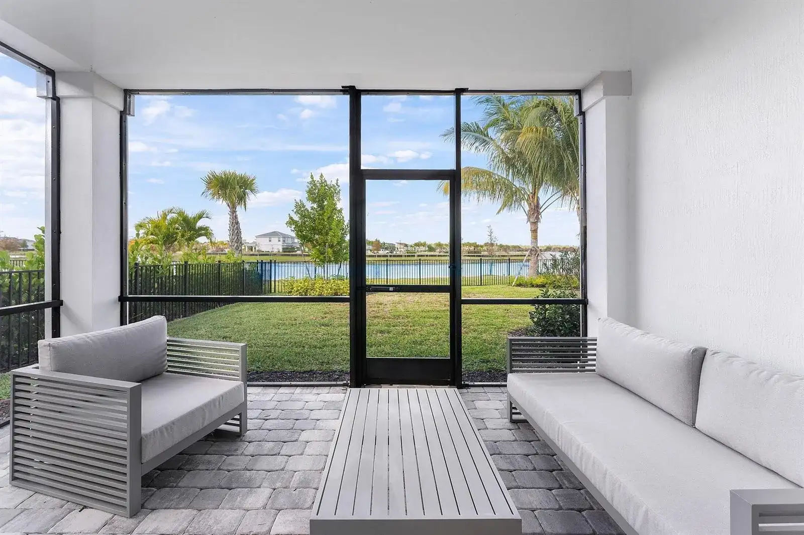 12325 Frontline Lane, Palm Beach Gardens FL 33412 photo 2