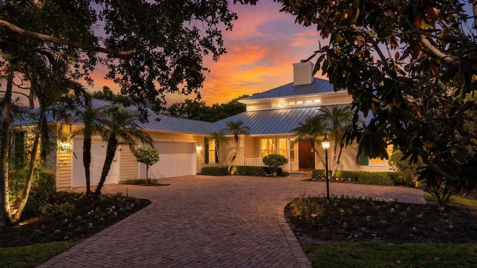 230 Oak Hammock Court SW, Vero Beach FL 32962