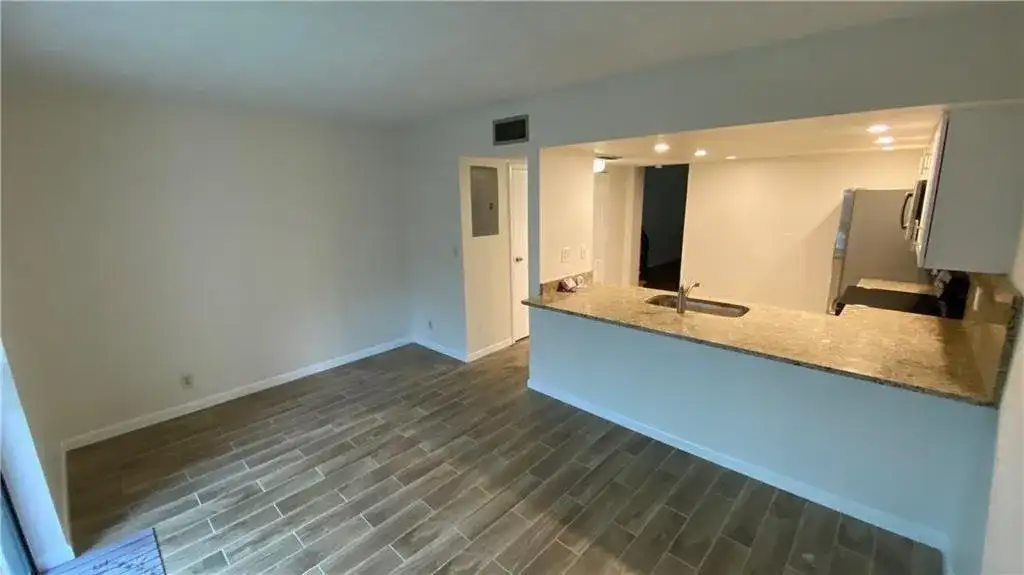 5269 SW 40th Avenue # 21, Dania Beach FL 33314 photo 2