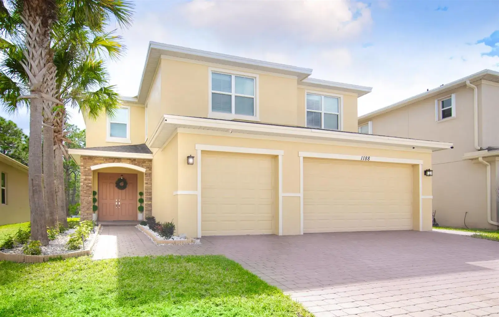 1188 NW Leonardo Circle, Port St. Lucie FL 34986