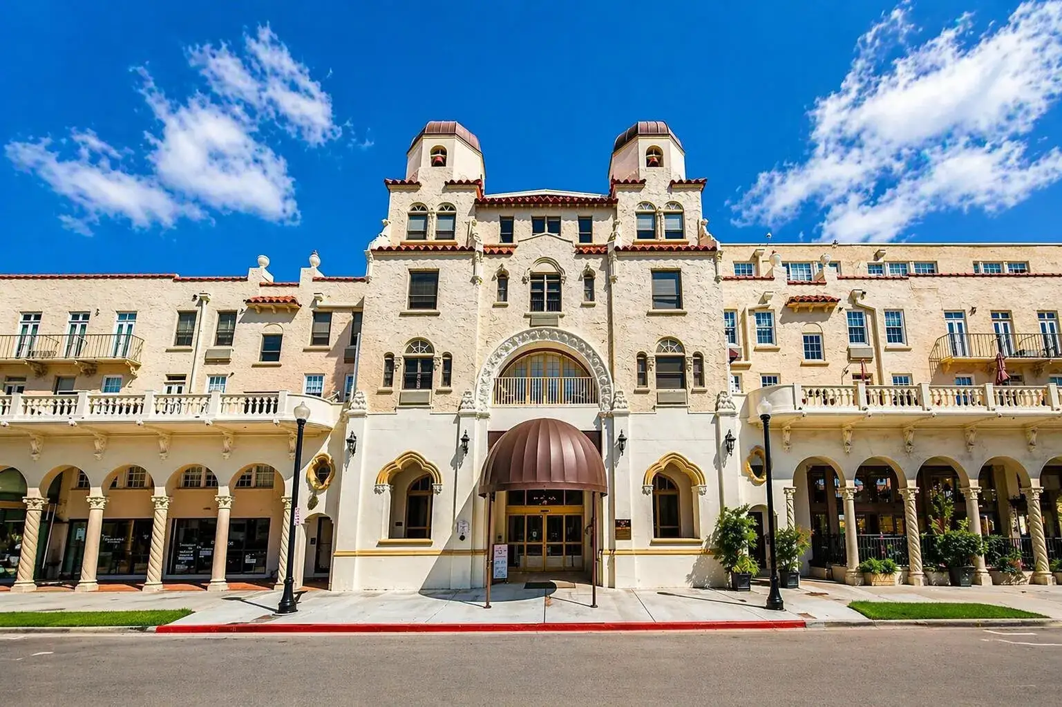 235 Sunrise # 3244, Palm Beach FL 33480