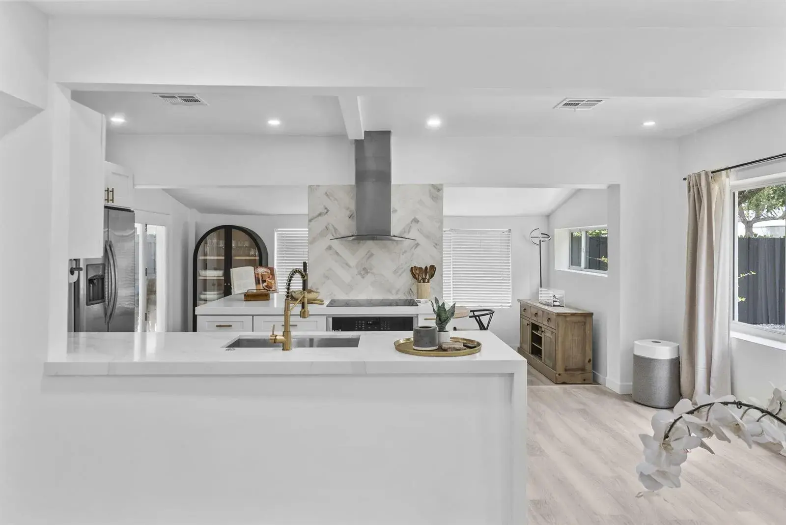 606 SW 19th Street, Fort Lauderdale FL 33315