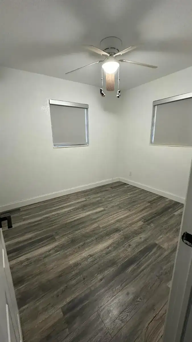 4628 SW 32nd Drive, West Park FL 33023 photo 5