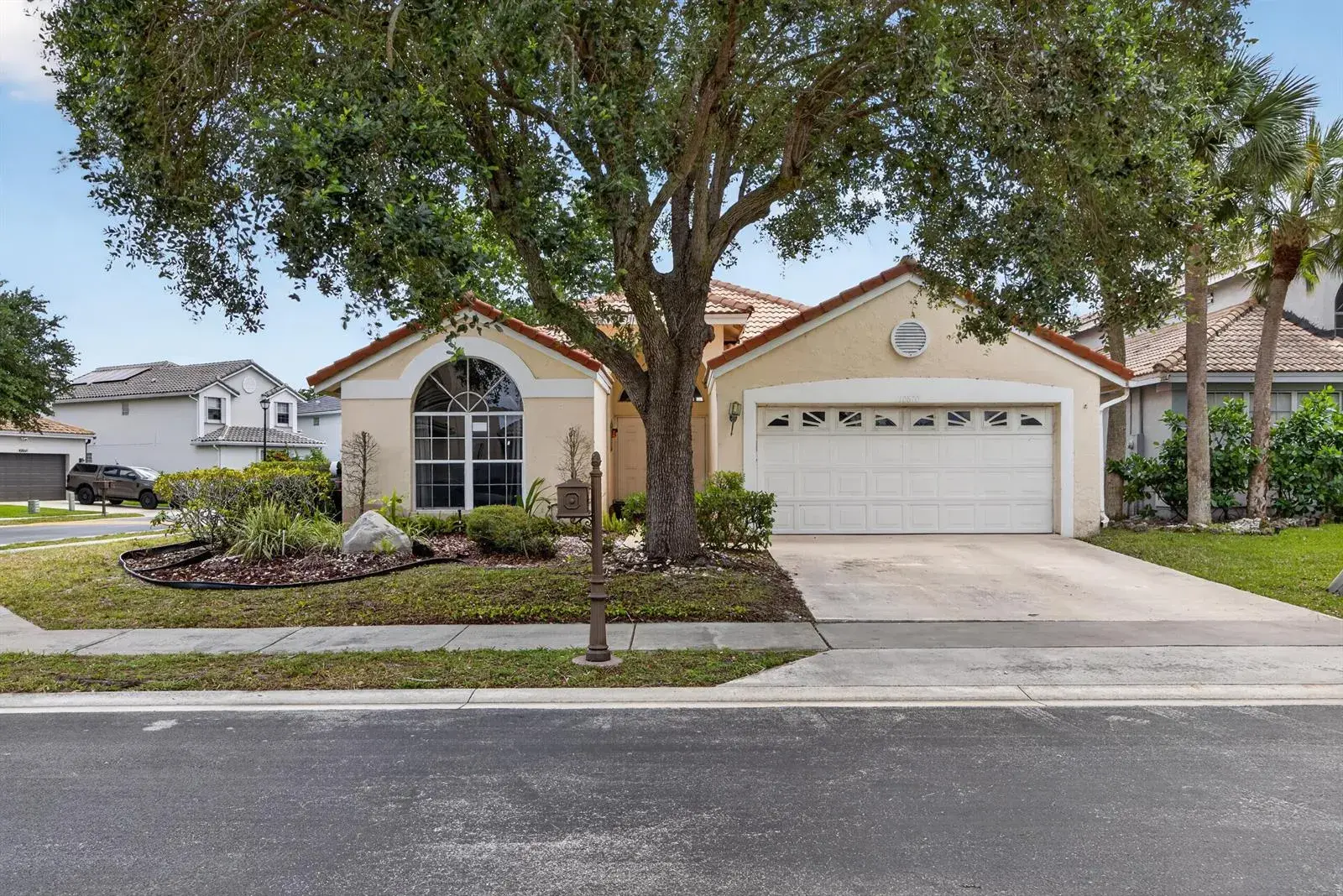 10870 Old Bridgeport Lane, Boca Raton FL 33498