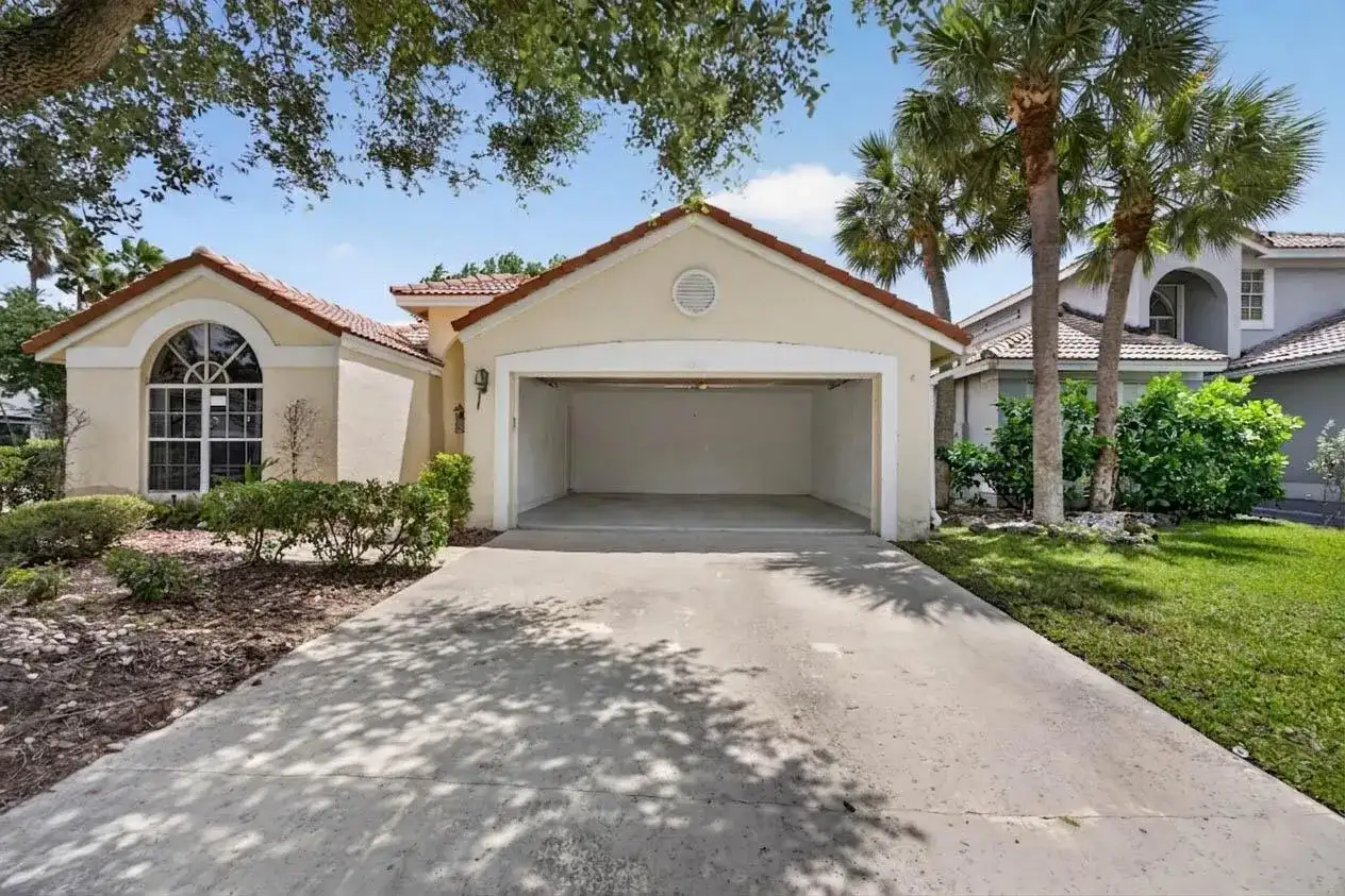 10870 Old Bridgeport Lane, Boca Raton FL 33498 photo 4