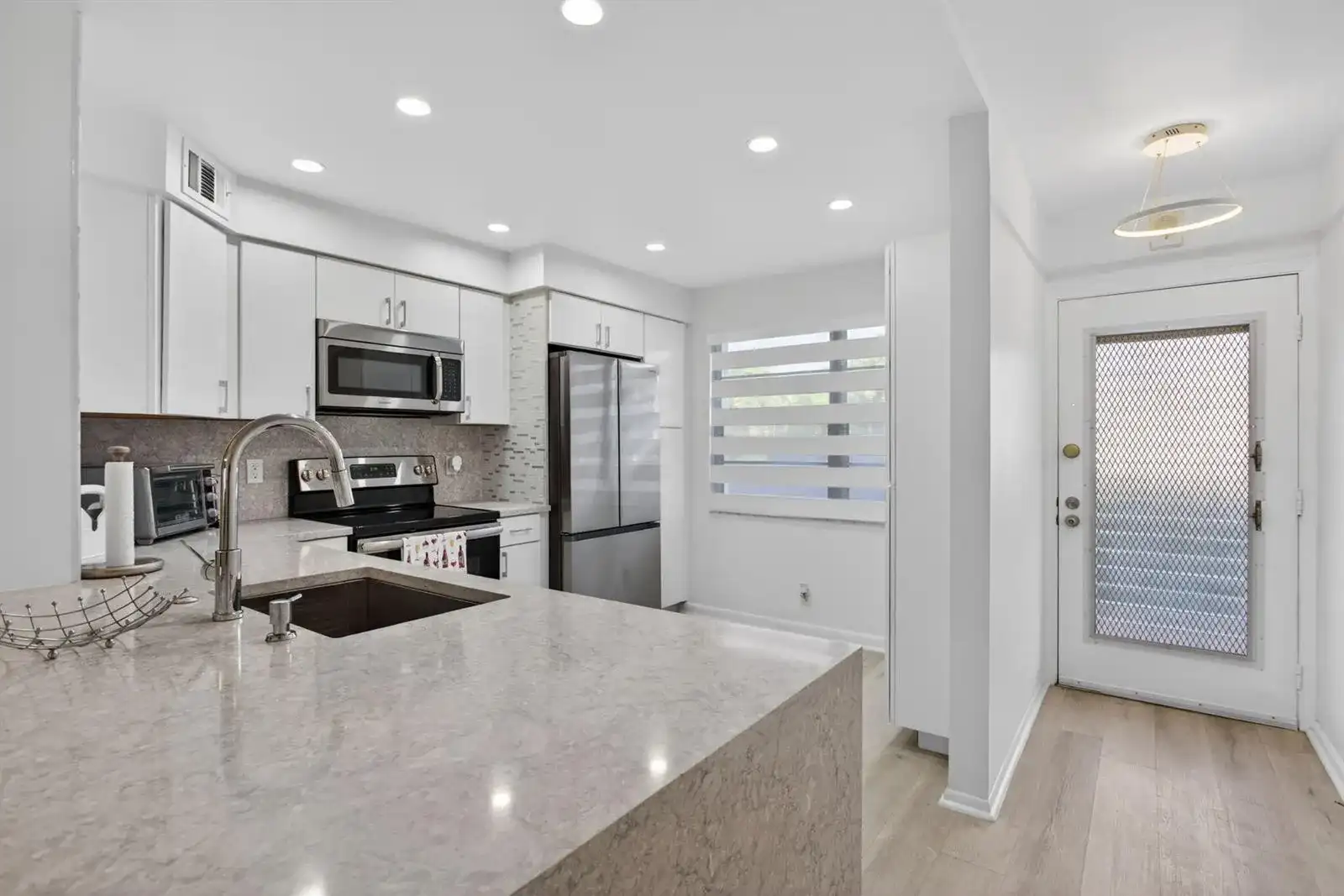 3201 Portofino Point # F1, Coconut Creek FL 33066