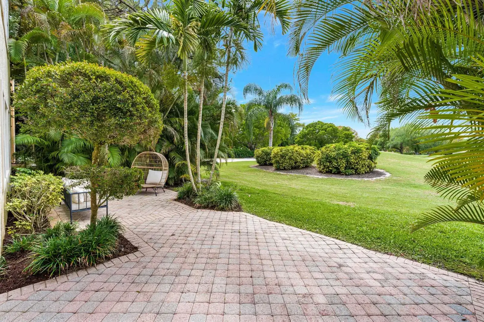 4 Via Del Corso, Palm Beach Gardens FL 33418 photo 2