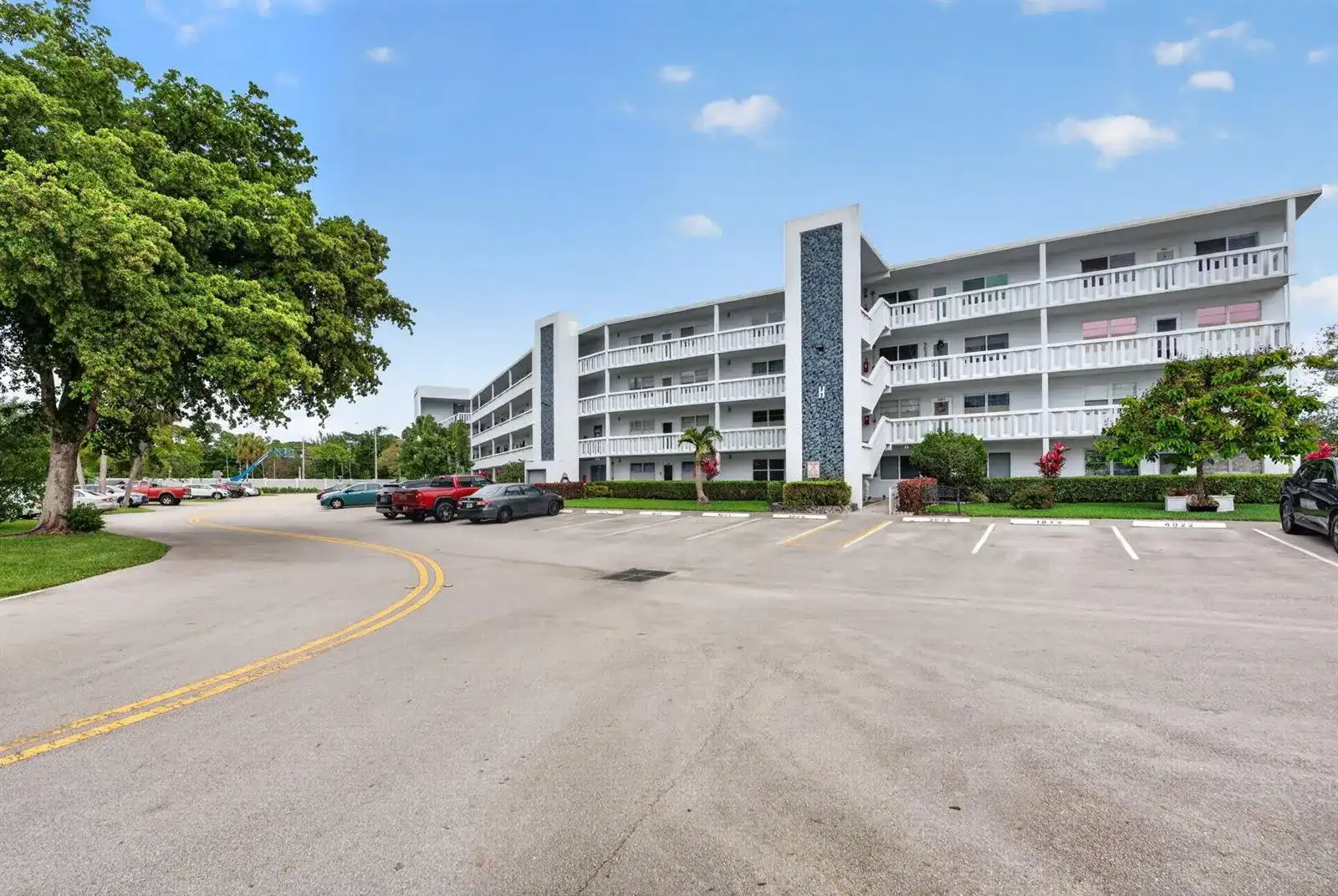 1025 Ventnor # H, Deerfield Beach FL 33442