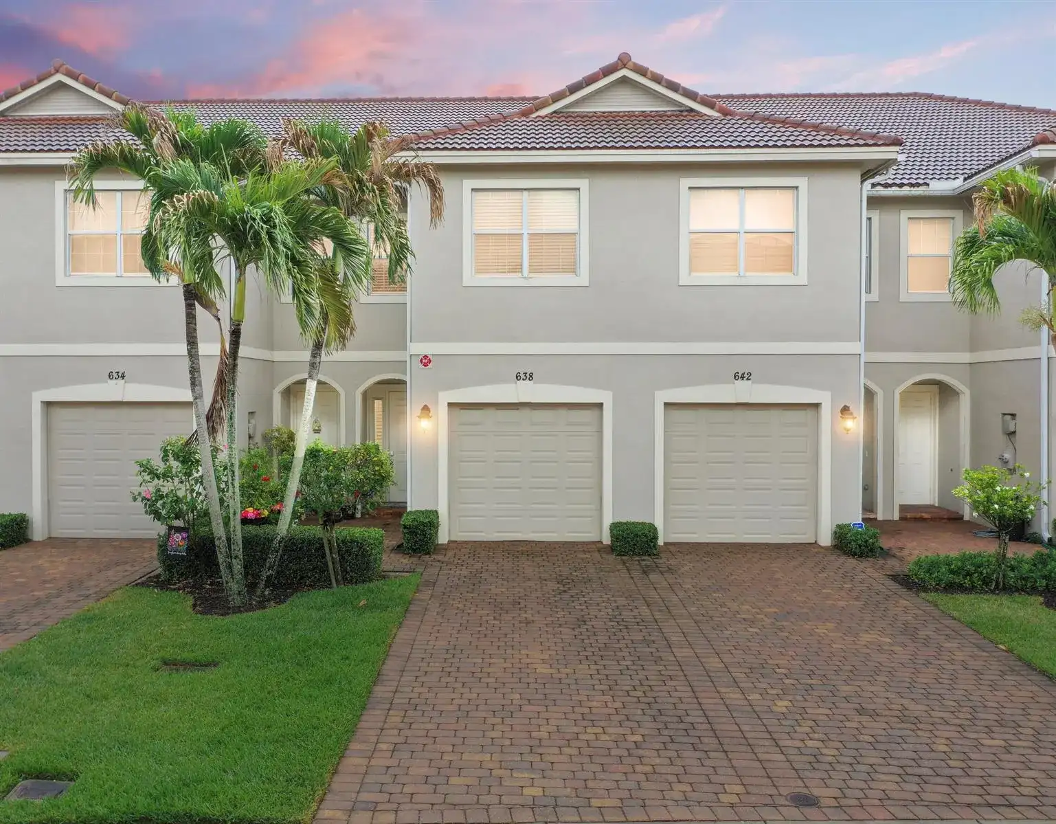 638 SW Glen Crest Way, Stuart FL 34997 photo 2