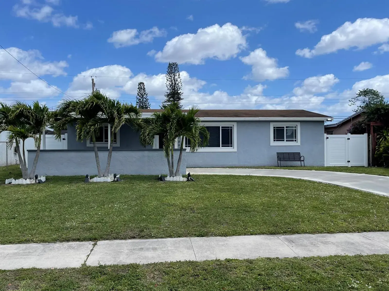 7661 Farragut Street, Hollywood FL 33024