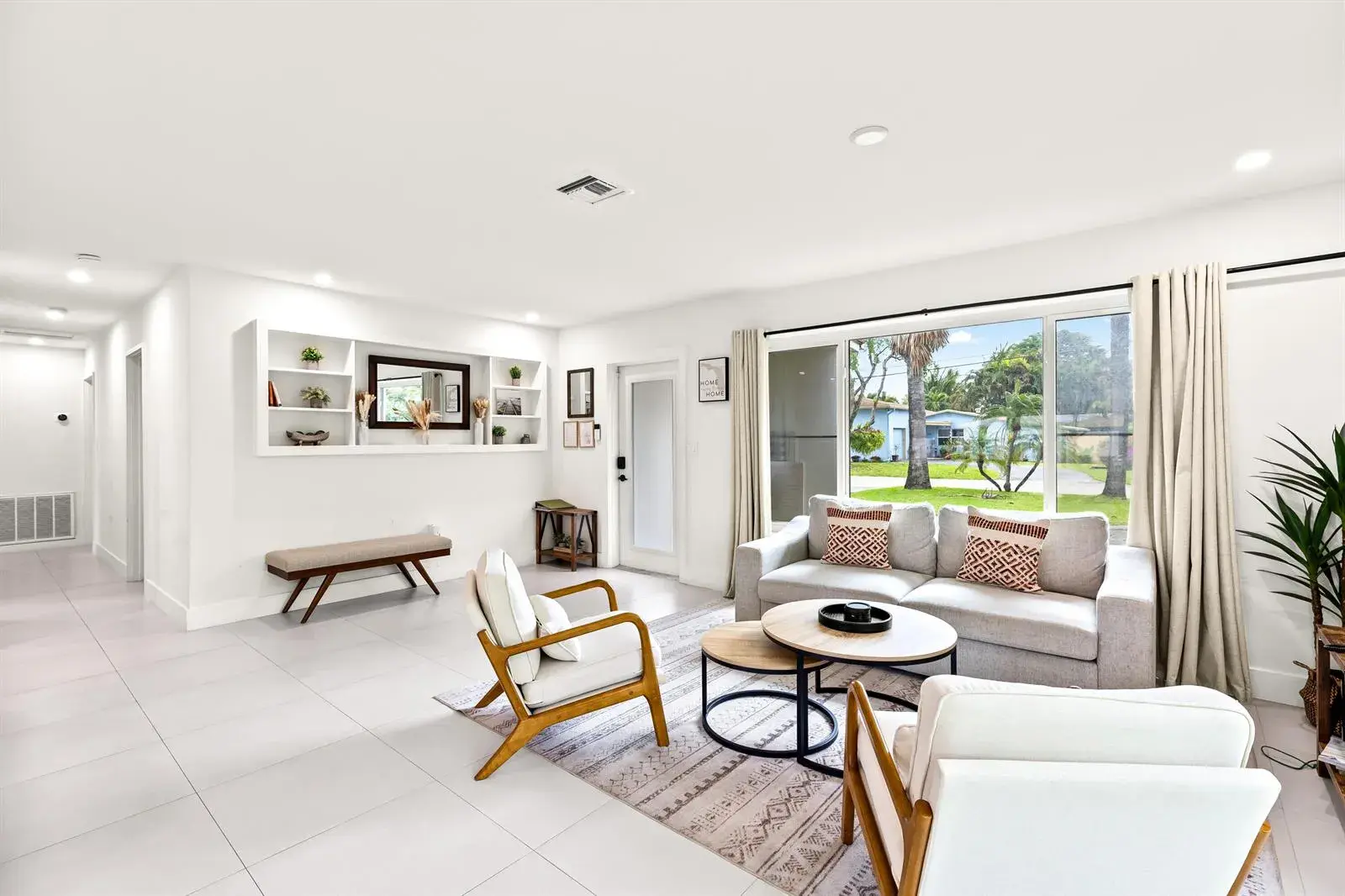 2417 NE 19th Avenue, Wilton Manors FL 33305