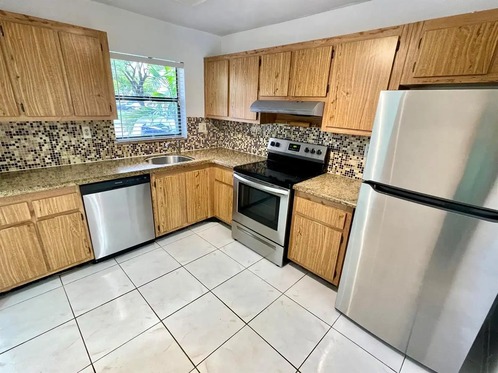 10442 Sunrise Lakes Boulevard # 104, Sunrise FL 33322