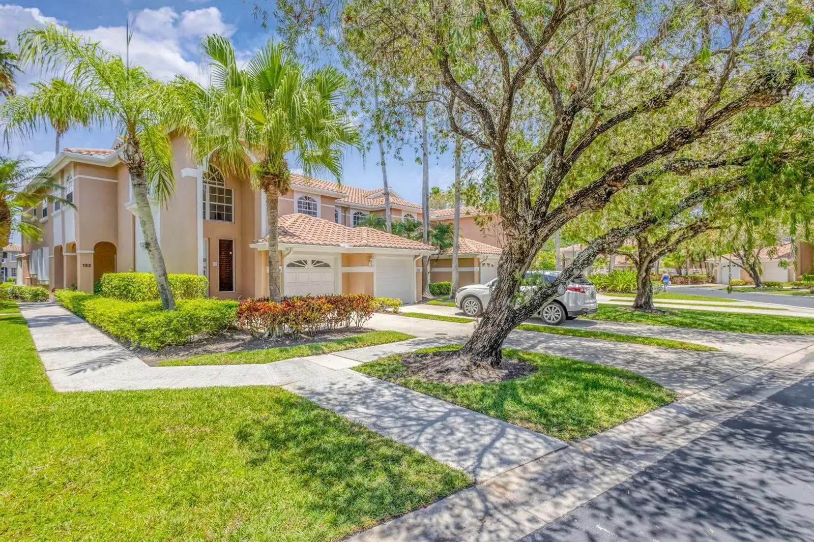 222 Legendary Circle, Palm Beach Gardens FL 33418 photo 3