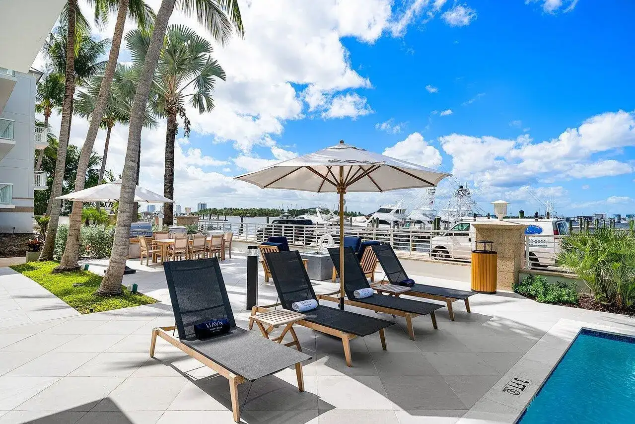 182 Lake Drive # 5202, Palm Beach Shores FL 33404 photo 4