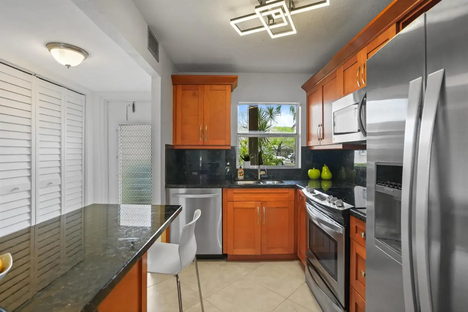2781 N Pine Island Road # 112, Sunrise FL 33322 photo 4