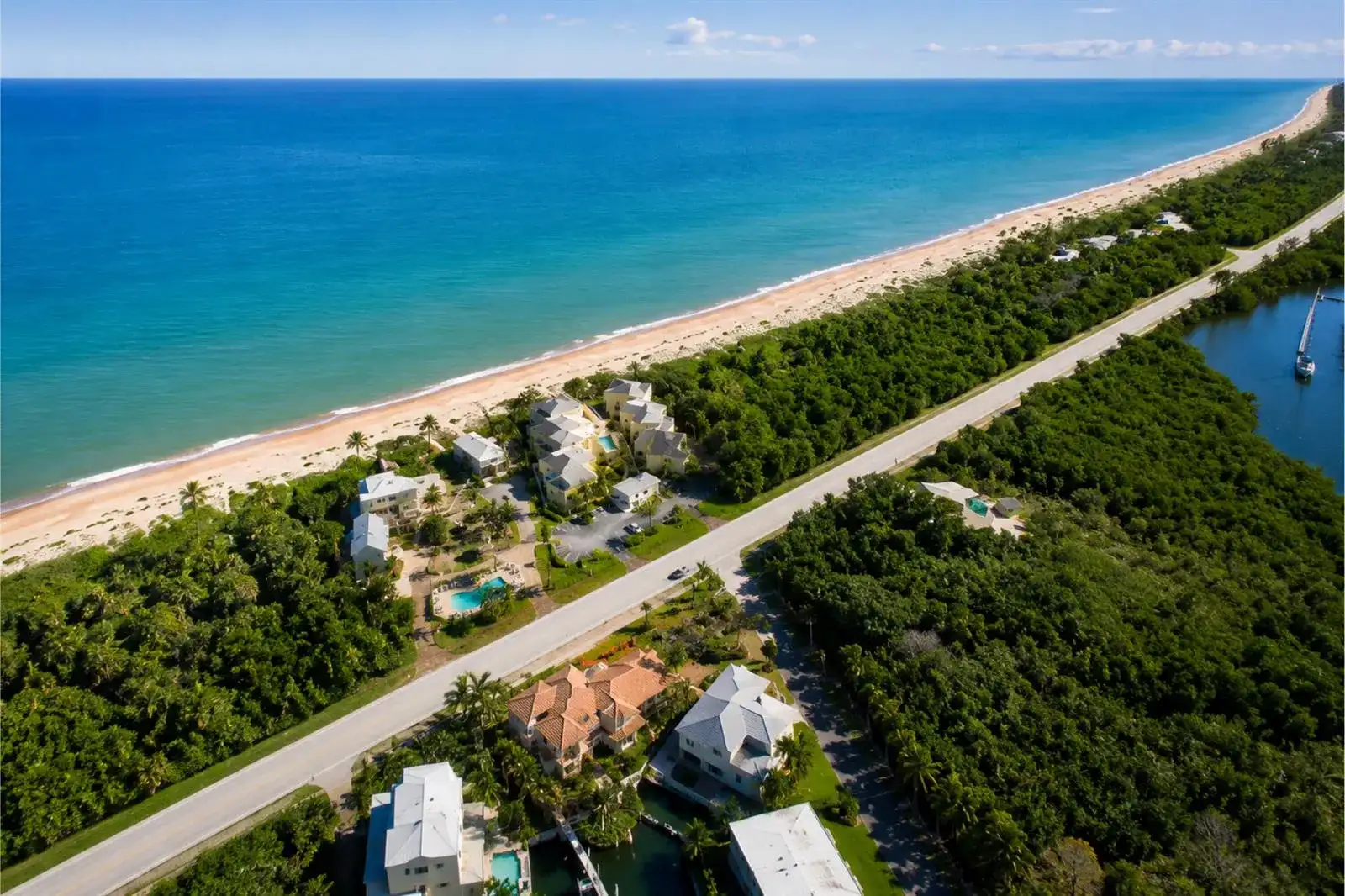 3541 NE Ocean Boulevard NE # 15, Hutchinson Island FL 34957 photo 3