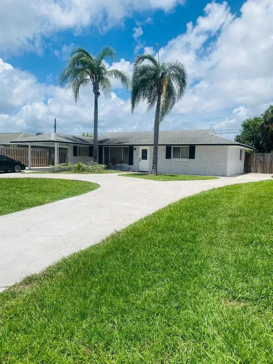 4295 Crestdale Street, Palm Beach Gardens FL 33410 photo 2