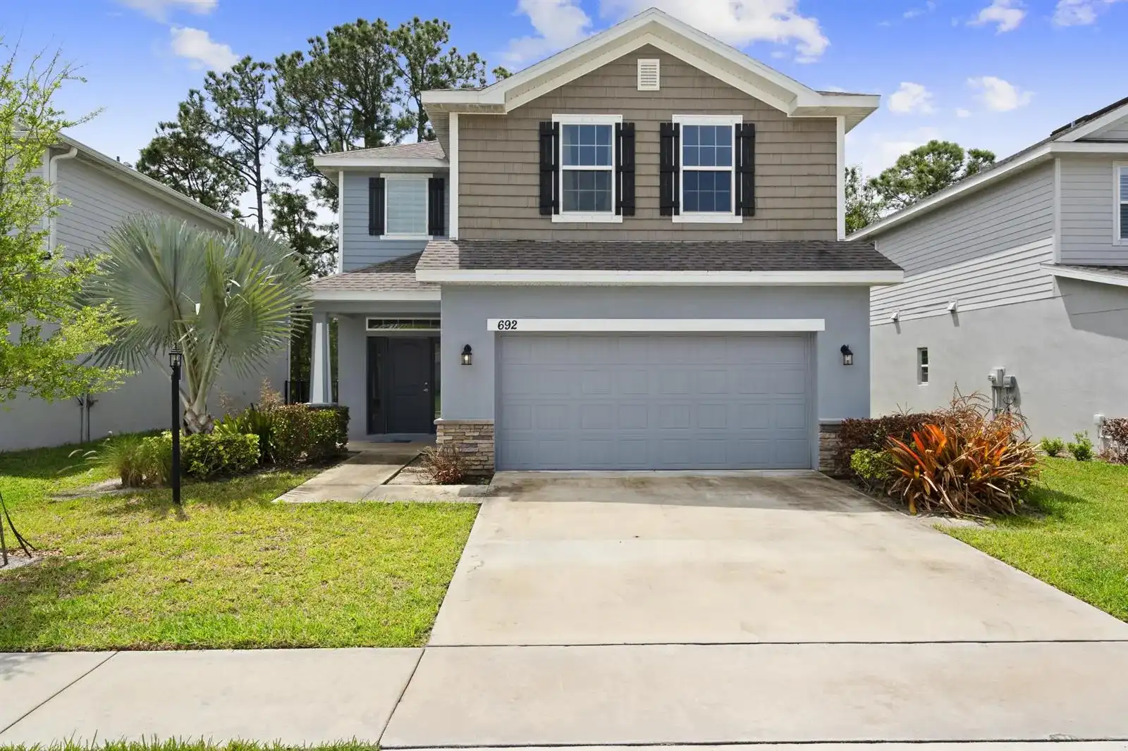 692 NE Turtleback Trail, Port St. Lucie FL 34983