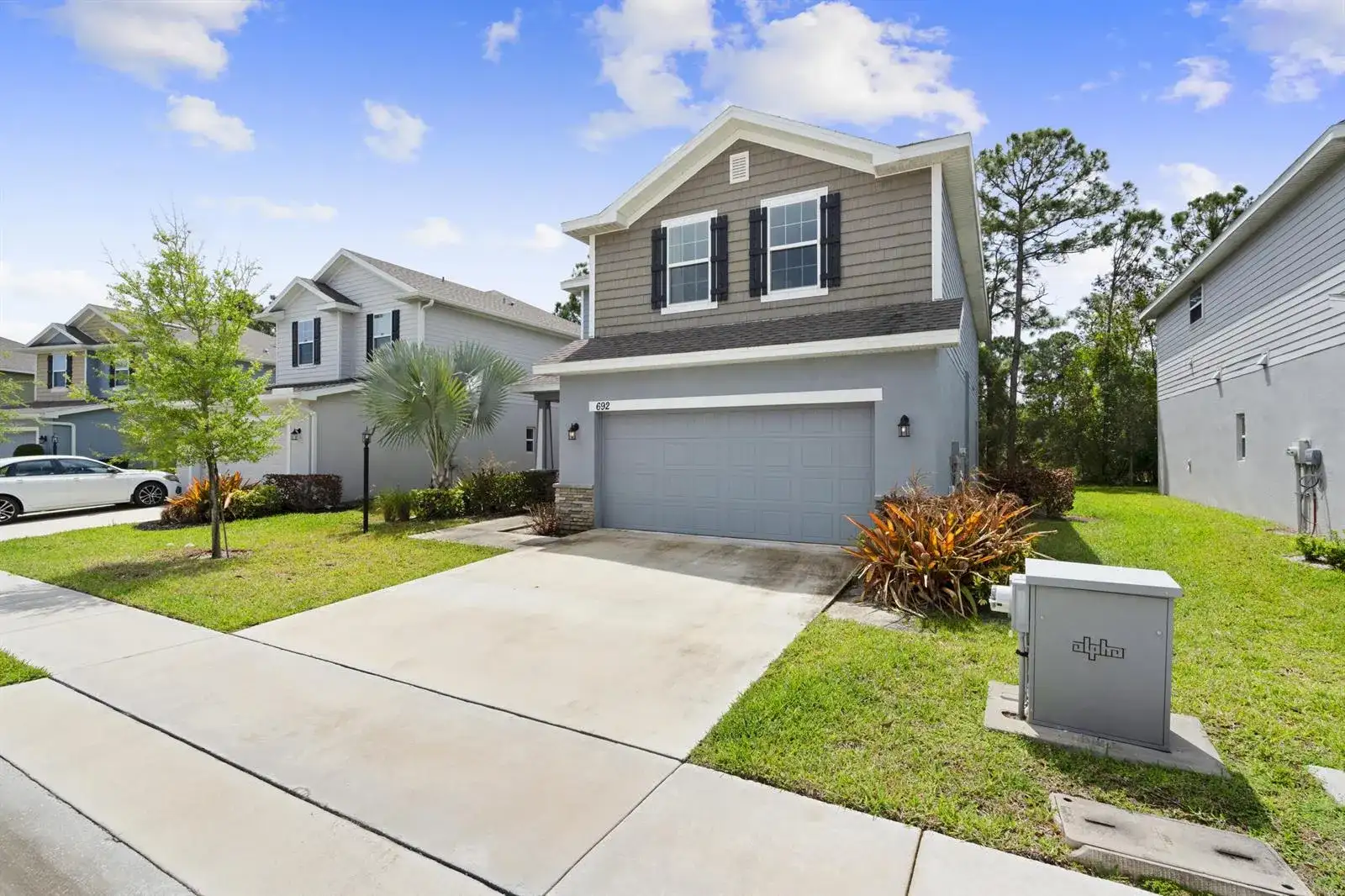 692 NE Turtleback Trail, Port St. Lucie FL 34983 photo 3