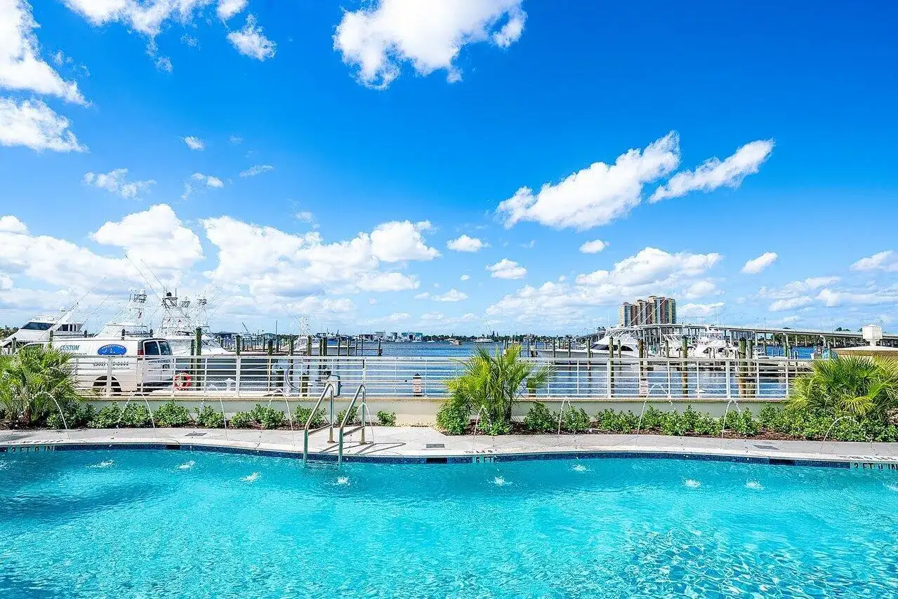 180 Lake Drive # 2103, Palm Beach Shores FL 33404 photo 3