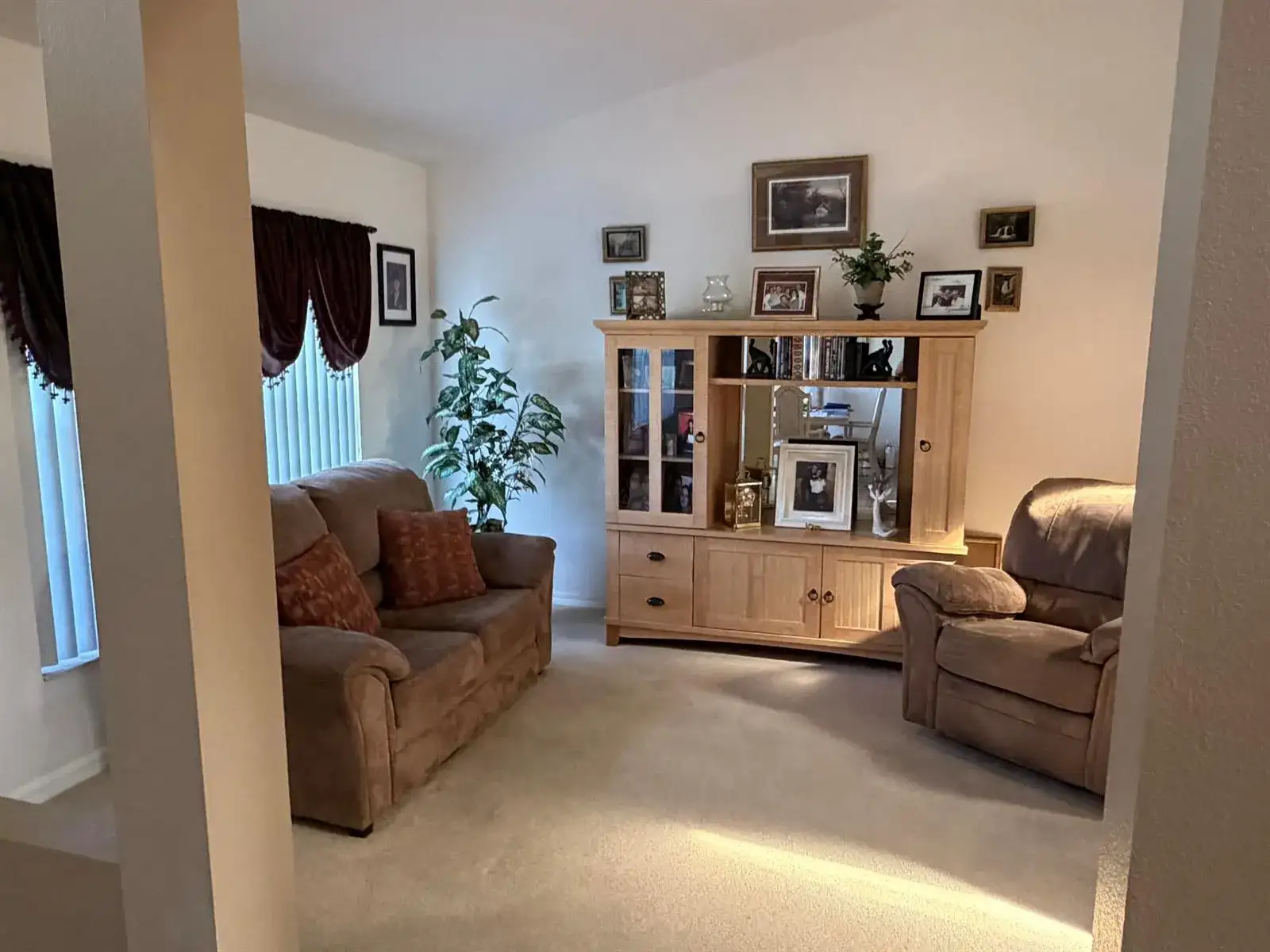 956 SW Del Rio Boulevard, Port St. Lucie FL 34953 photo 5
