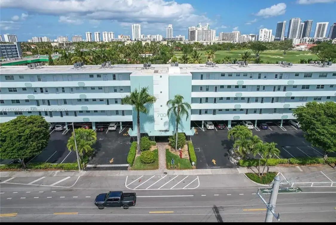 700 NE 14th Avenue # 404, Hallandale Beach FL 33009