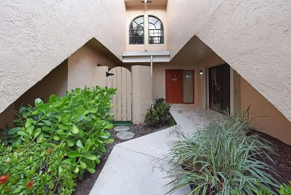 17340 W Boca Club Boulevard, Boca Raton FL 33487 photo 4
