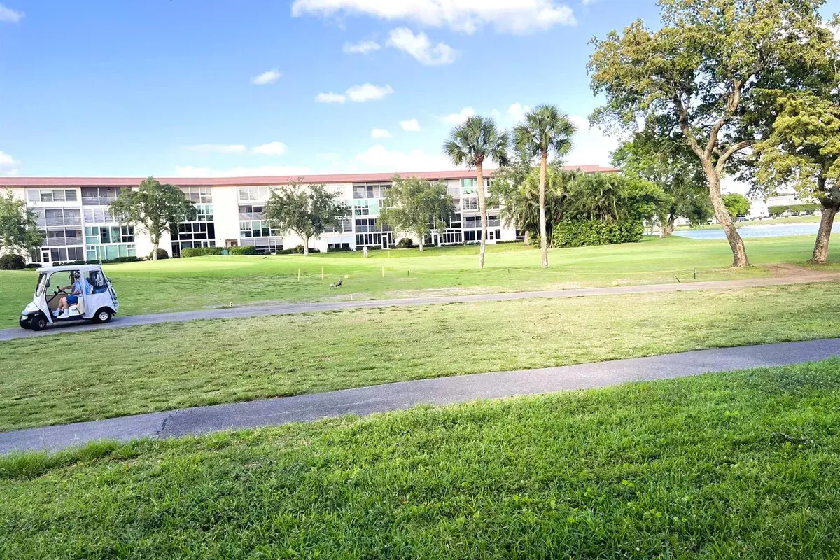 2902 Victoria Circle # A1, Coconut Creek FL 33066