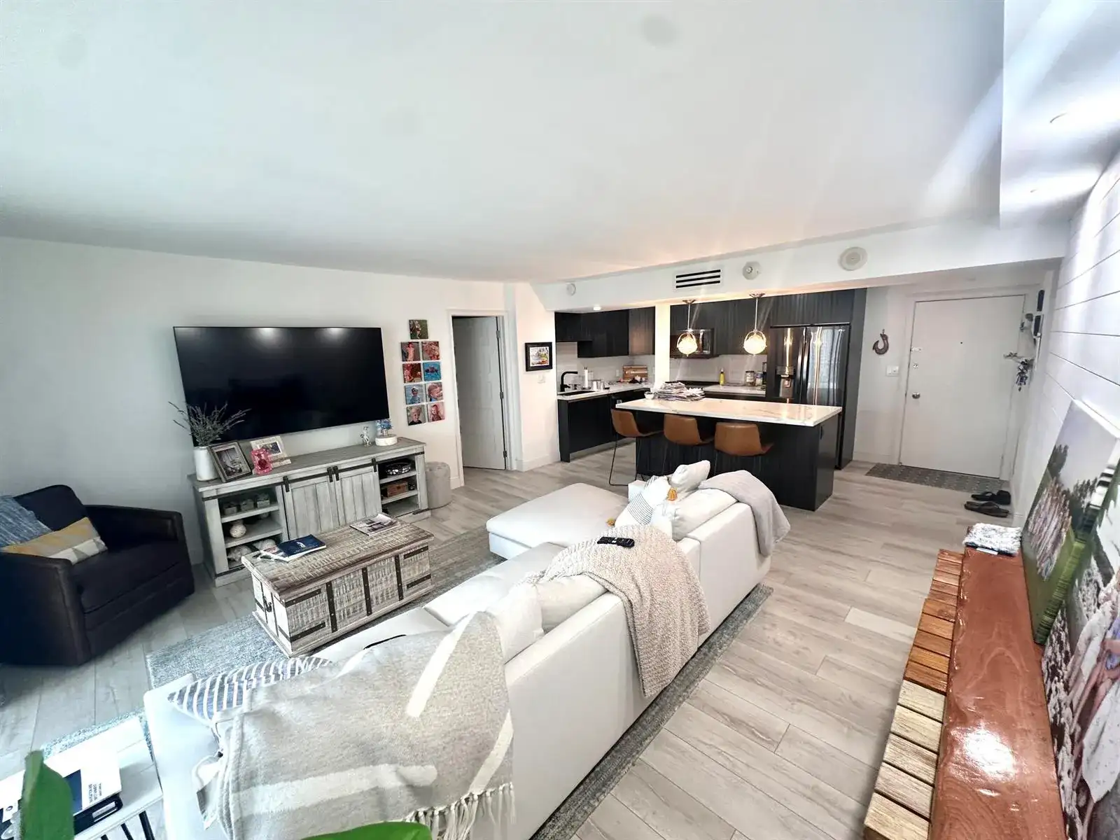 1 Las Olas Circle # 1211, Fort Lauderdale FL 33316 photo 4