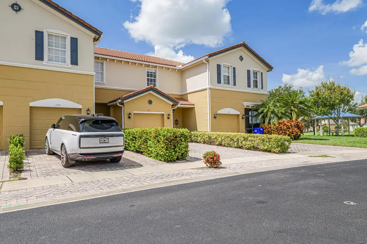 259 Provence Place, Vero Beach FL 32960