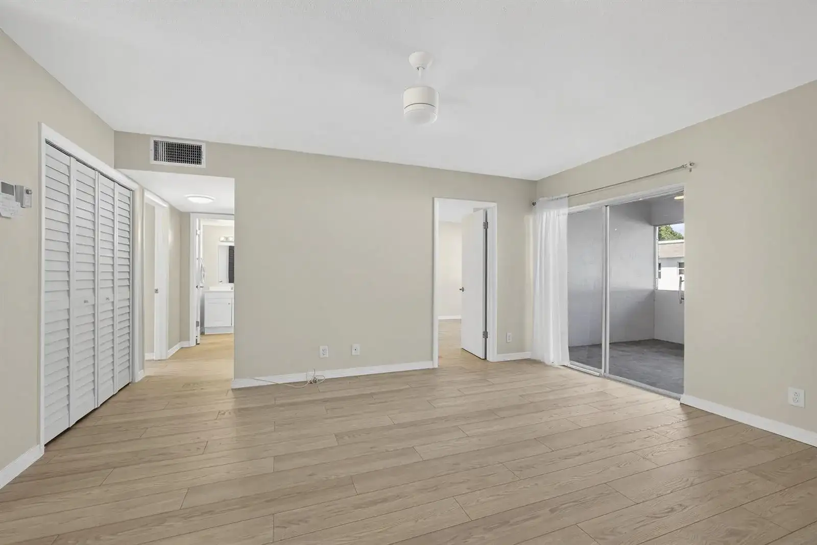 51 Stratford D, West Palm Beach FL 33417 photo 4