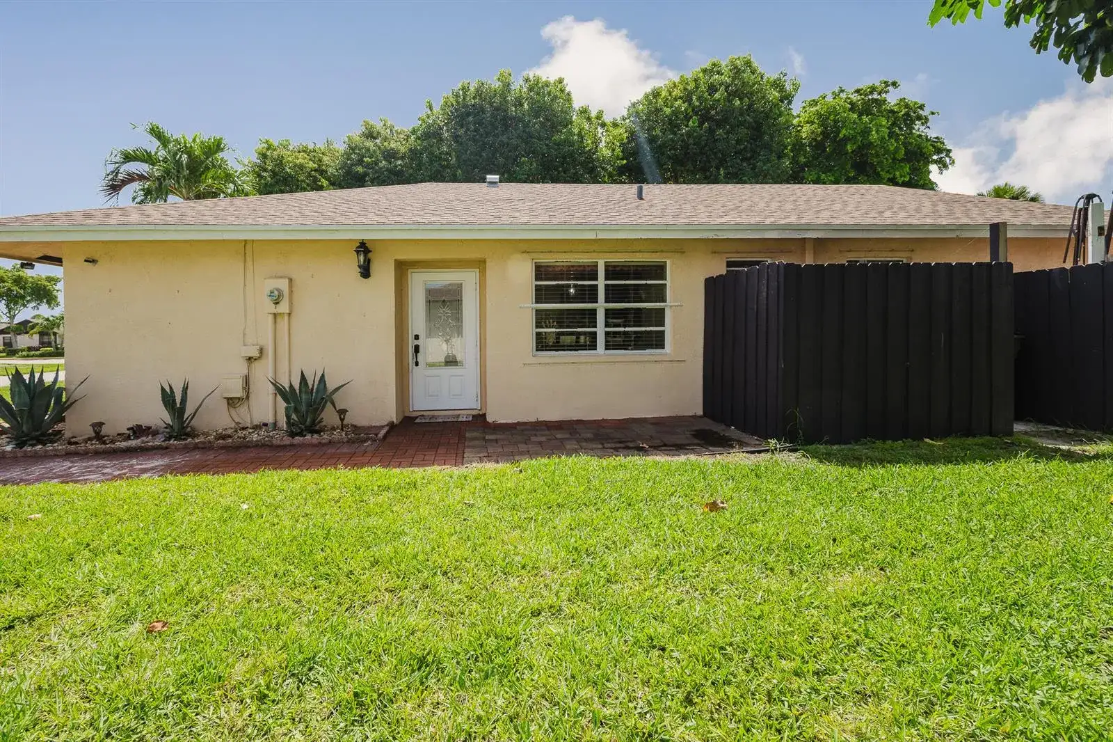 5402 Bonky Court # 102b, West Palm Beach FL 33415 photo 2