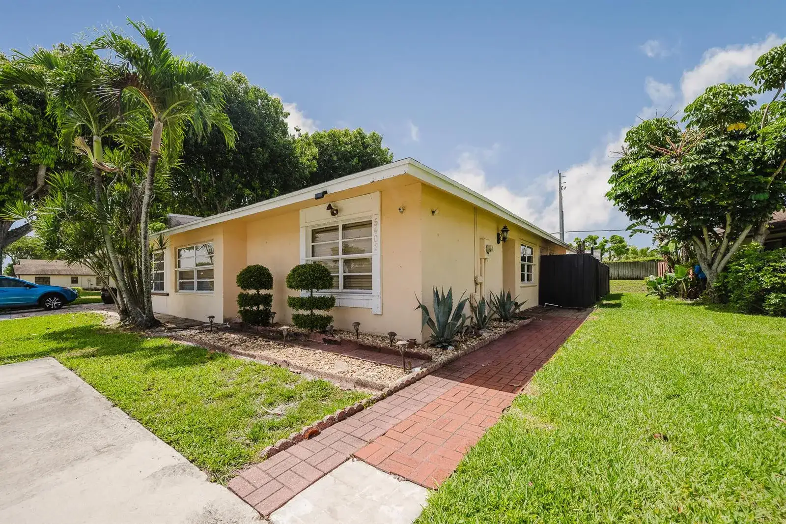5402 Bonky Court # 102b, West Palm Beach FL 33415 photo 3