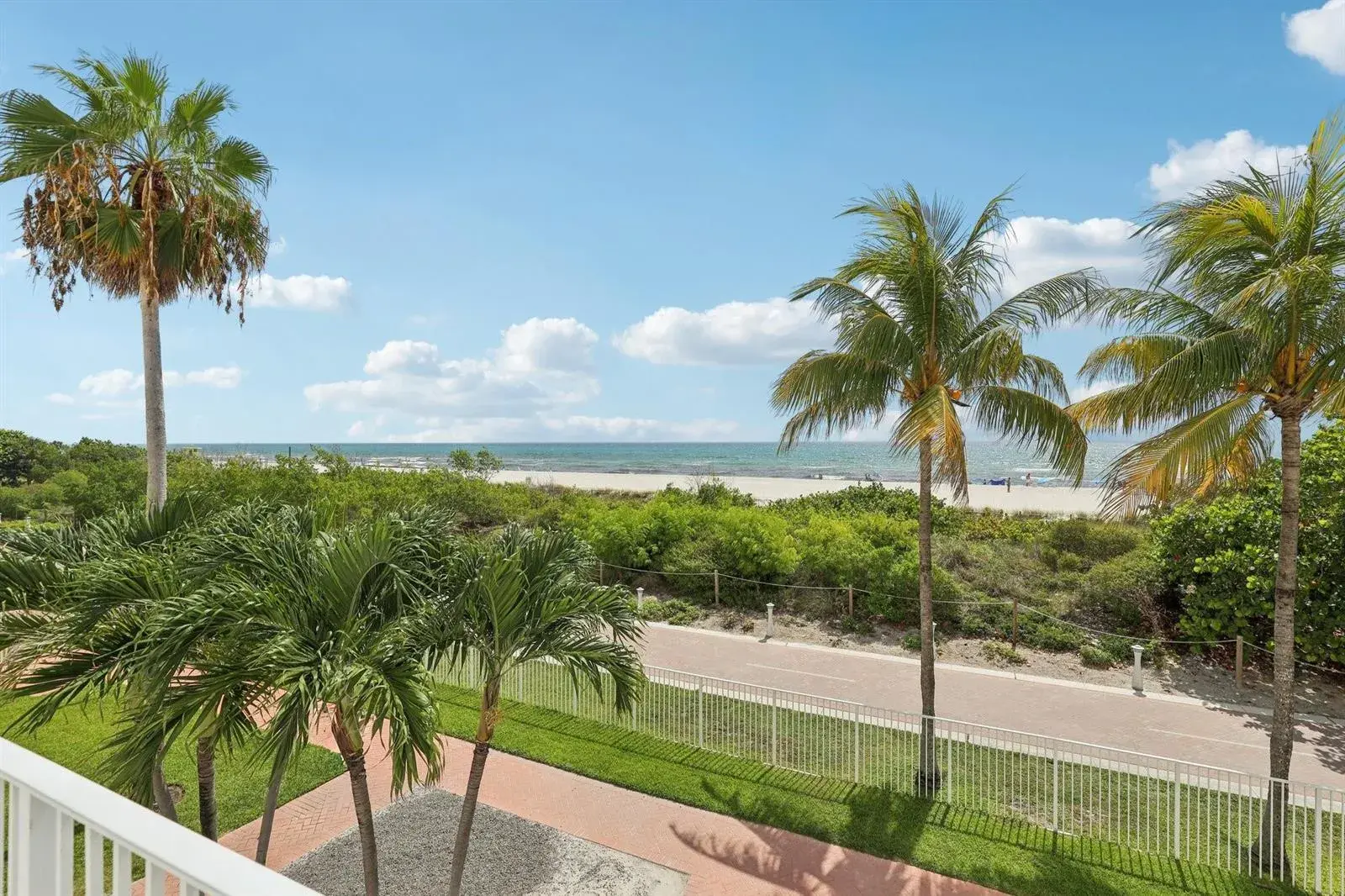 5601 Collins Avenue # 1716, Miami Beach FL 33140
